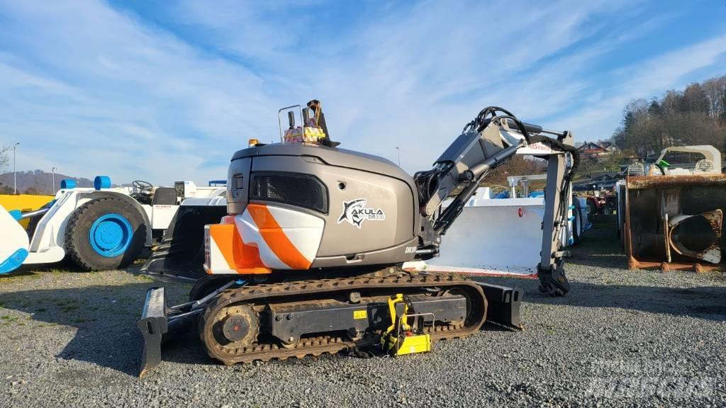 Akula DR300 Bontásra használt kotrók