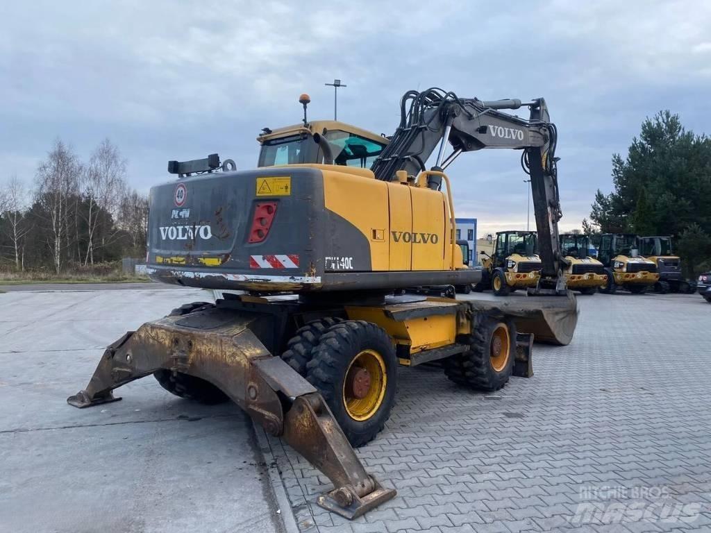 Volvo EW 140 C Gumikerekes kotrók