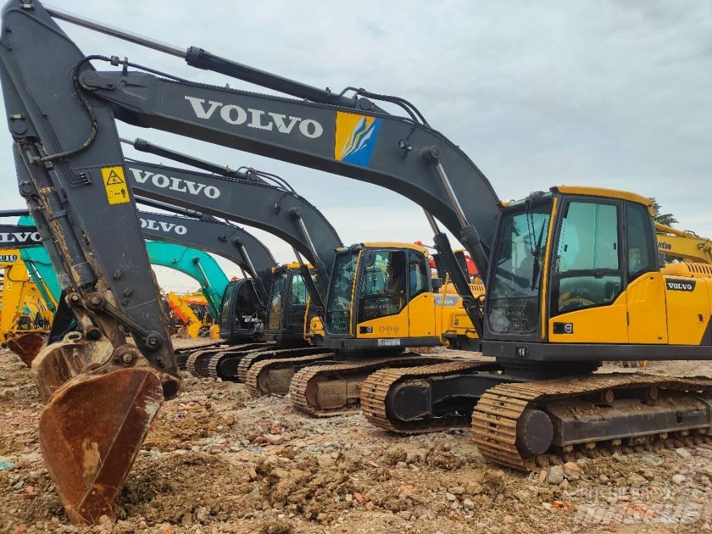 Volvo EC220D Lánctalpas kotrók