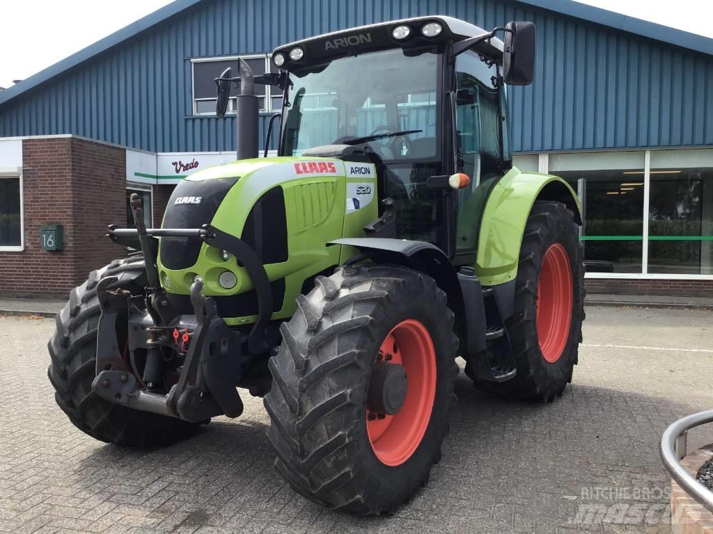 CLAAS Arion 520 CIS Traktorok