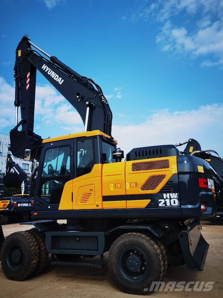 Hyundai 210W-9 Gumikerekes kotrók