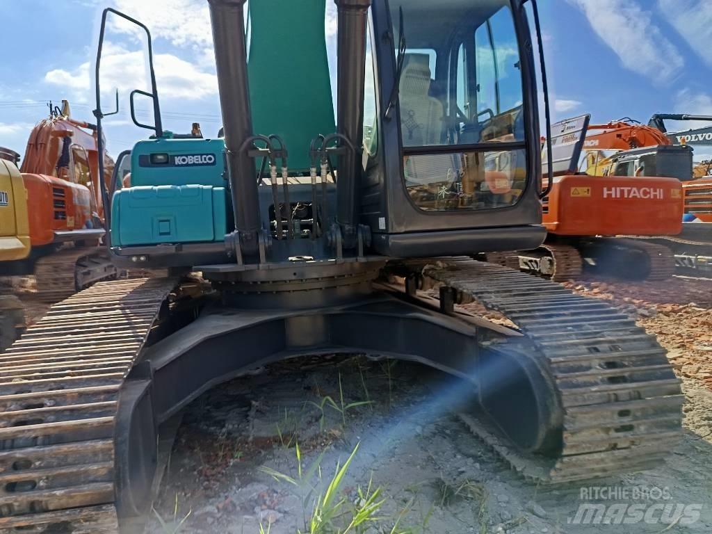 Kobelco SK210 Lánctalpas kotrók