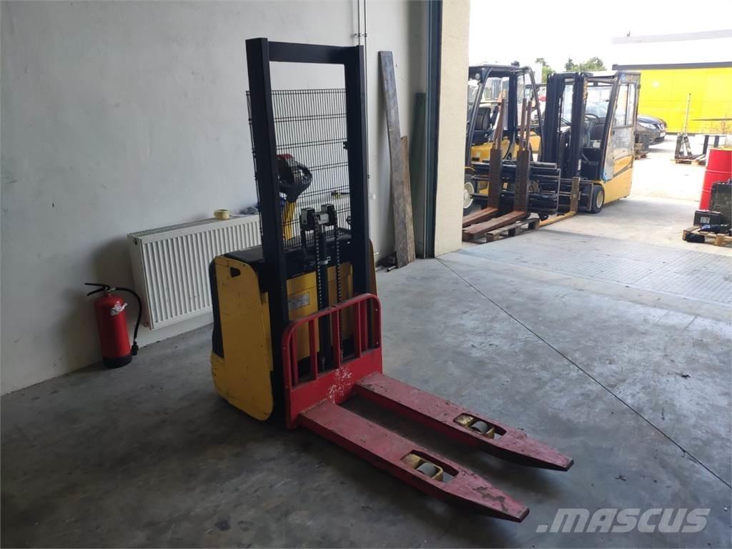 Hyster S1.0E Gyalogkíséretű targonca