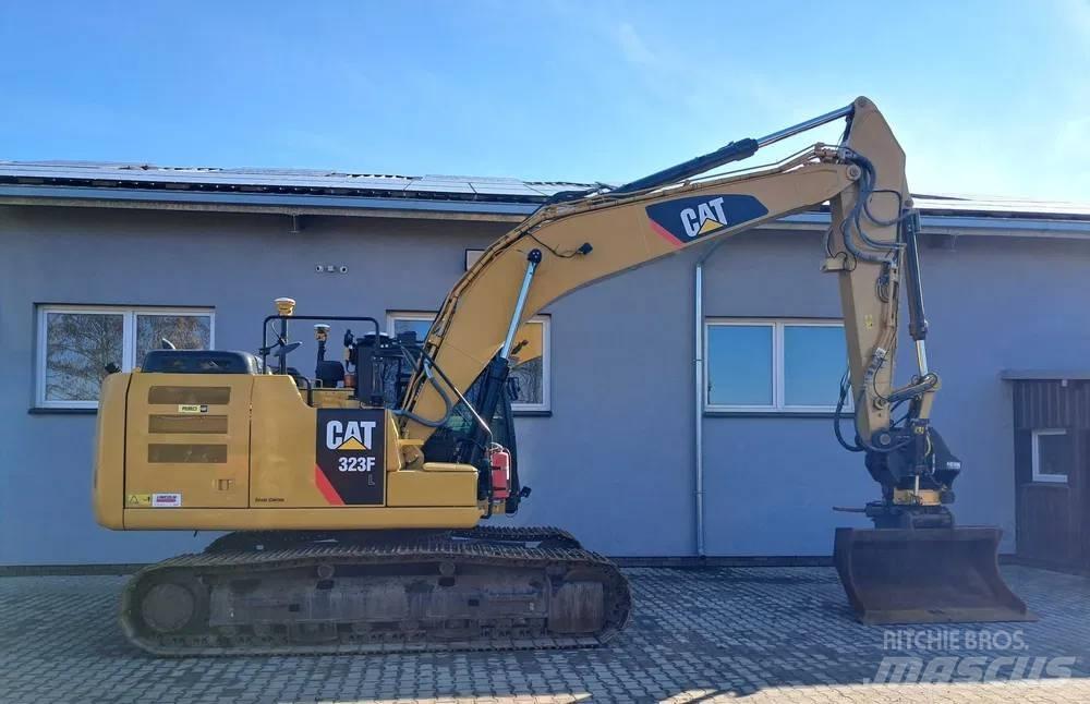 CAT 323 F L Lánctalpas kotrók