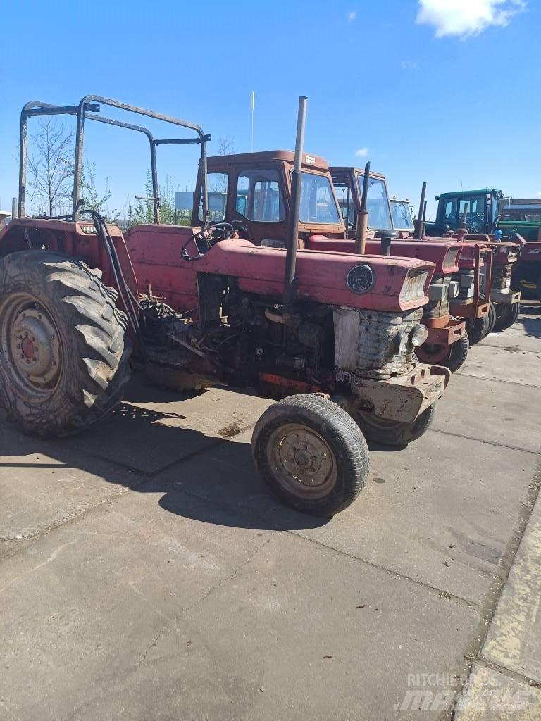 Massey Ferguson 168 Traktorok
