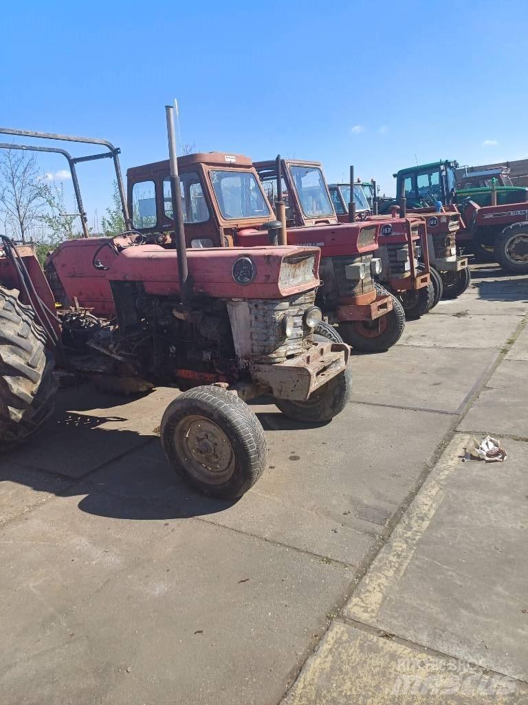 Massey Ferguson 168 Traktorok