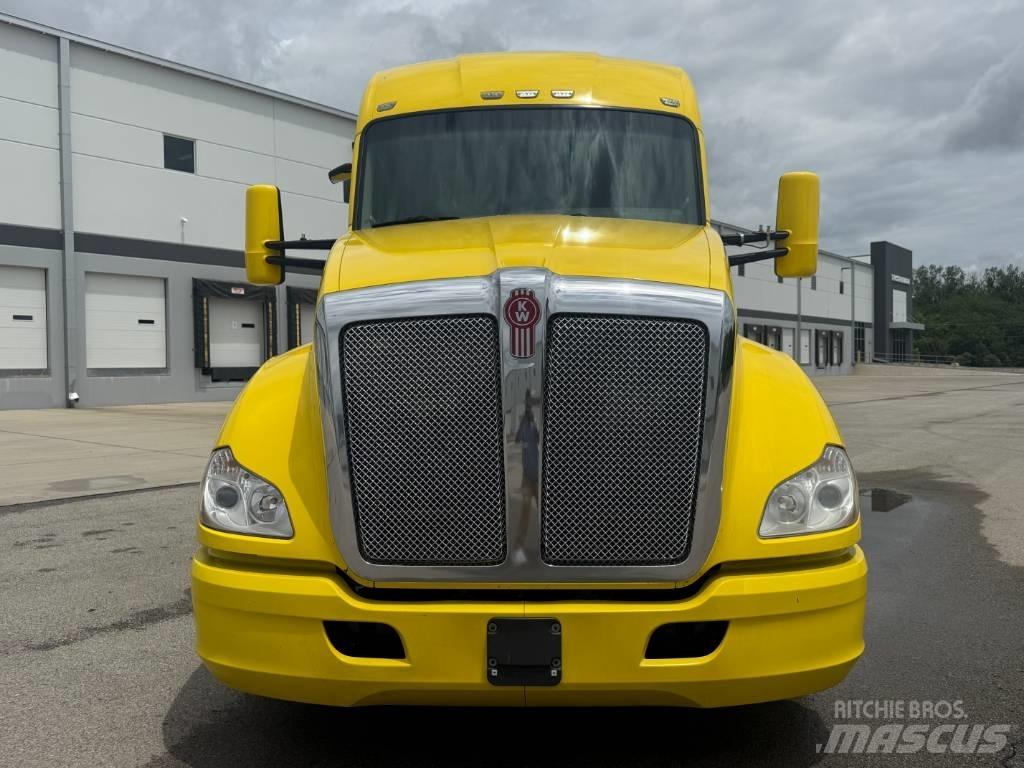 Kenworth T 680 Nyergesvontatók