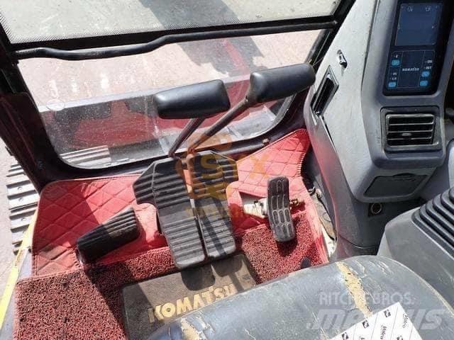 Komatsu PC 78 US Közepes (midi) kotrók 7 t - 12 t