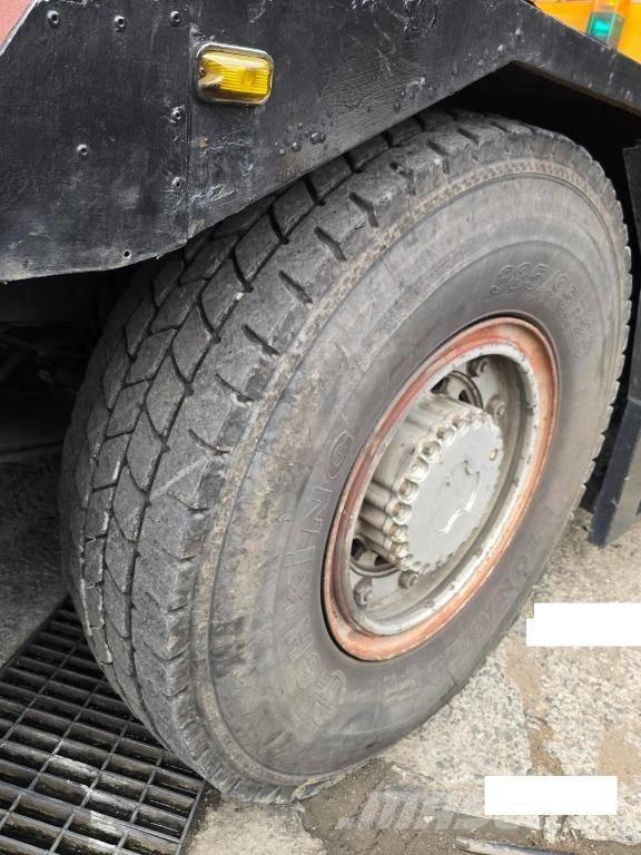 Kato KR 25 H V-3 Mobil daruk