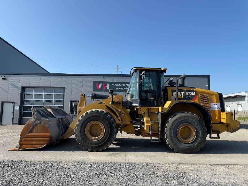 CAT 972 M Gumikerekes homlokrakodók