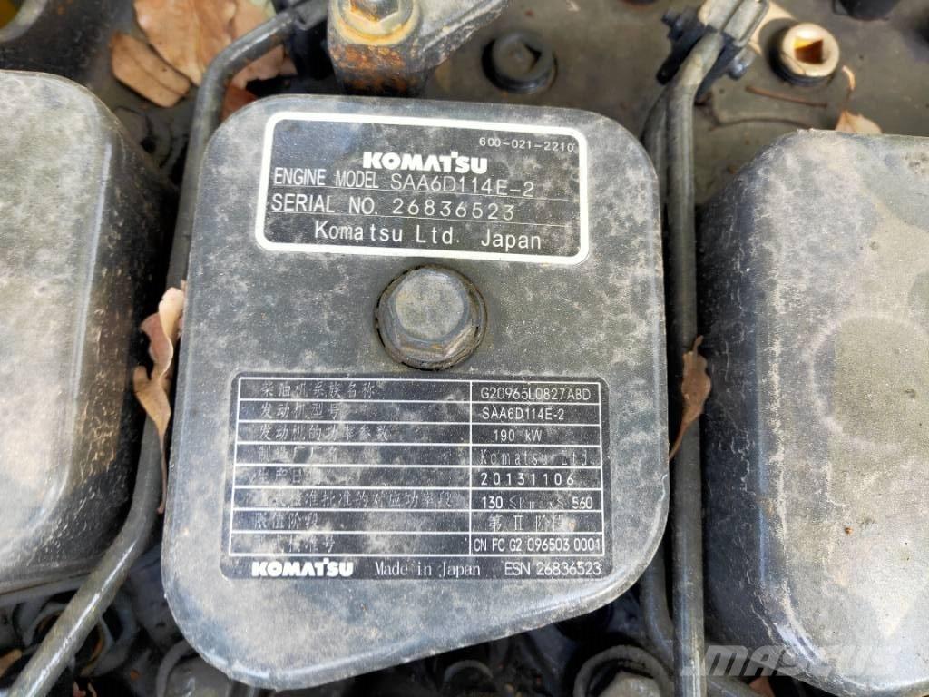 Komatsu PC300-7 Lánctalpas kotrók