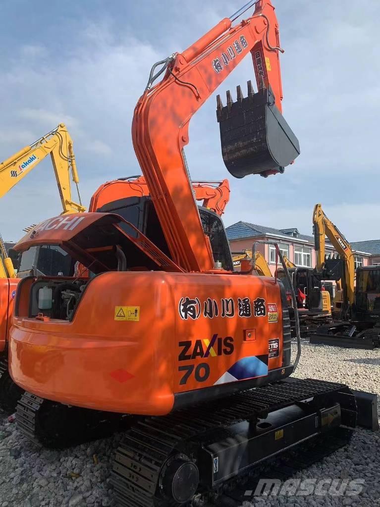 Hitachi ZX 70 Lánctalpas kotrók