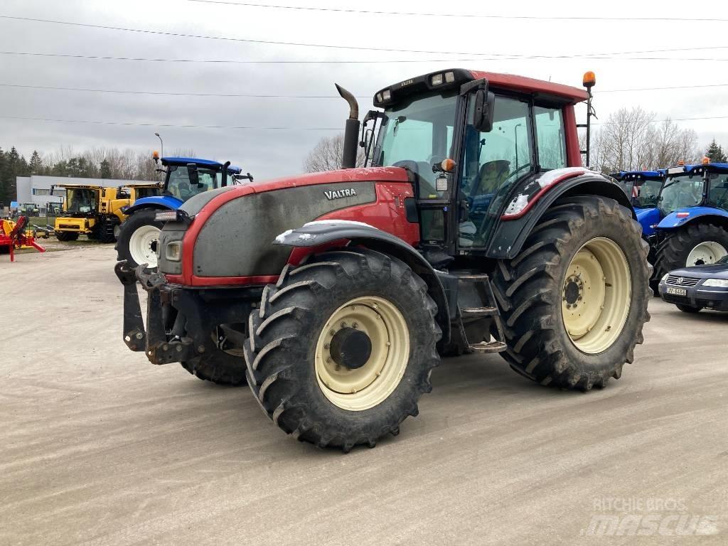 Valtra T 191 Traktorok