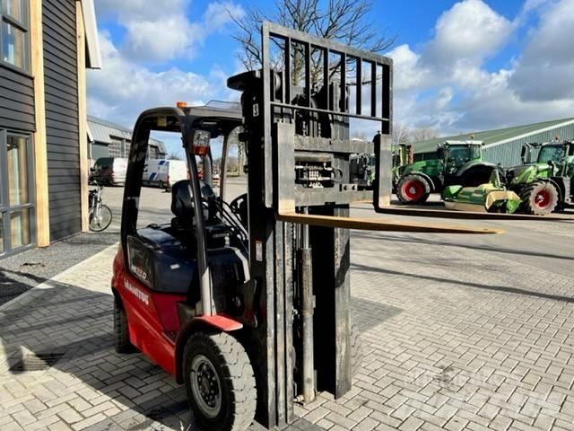 Manitou MI25D Dízel targoncák