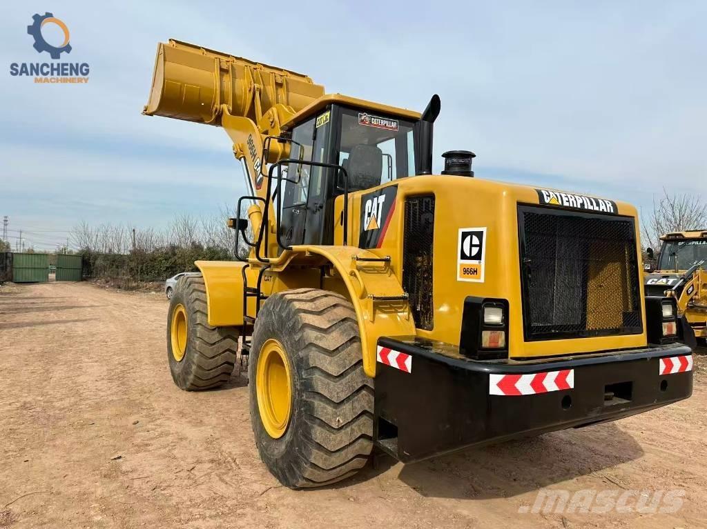 CAT 966 H Gumikerekes homlokrakodók