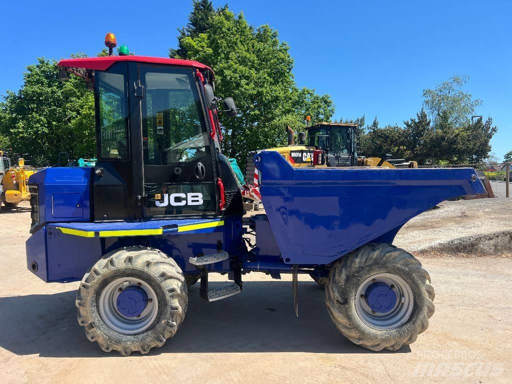 JCB 6 FT Mezei dömperek