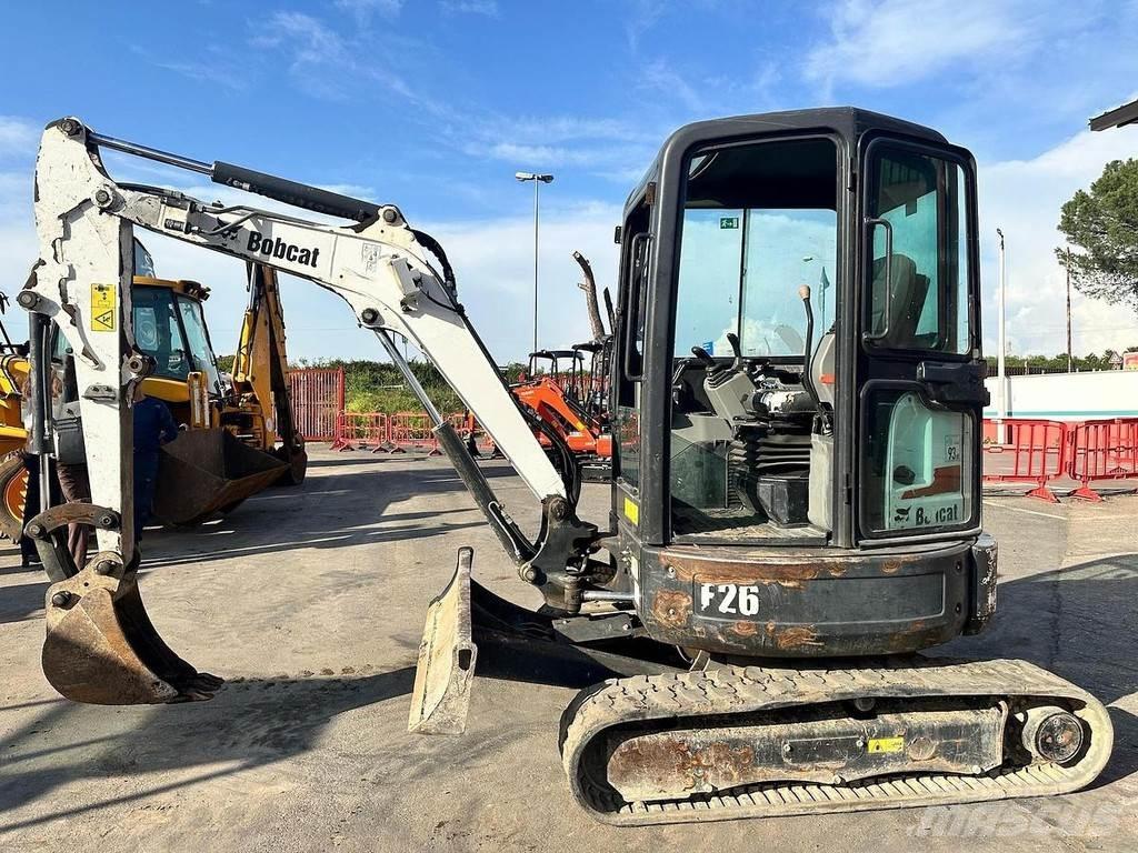 Bobcat E26 Mini kotrók < 7t