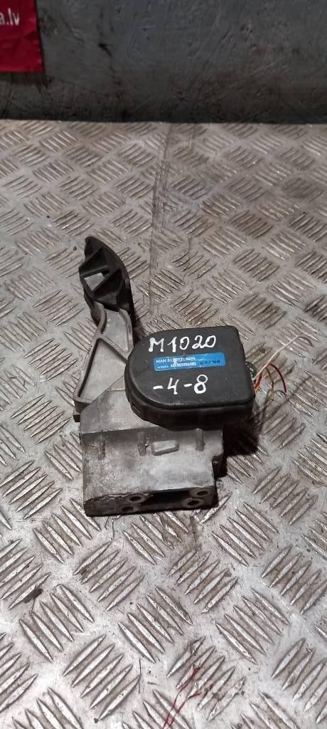 MAN TGA   81259706094 Vezetőfülke és belső tartozékok