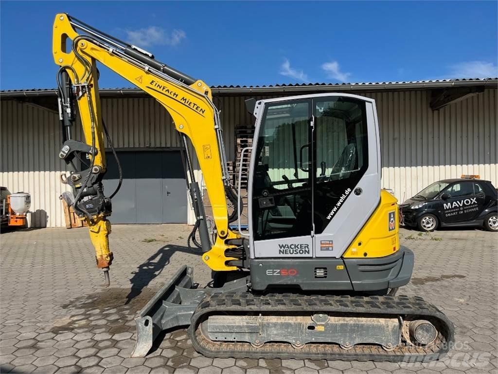 Neuson EZ50 Mini kotrók < 7t