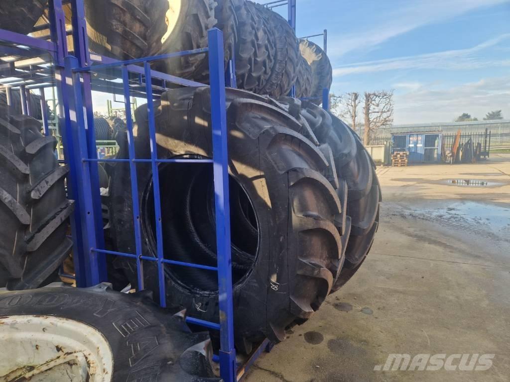 Vredestein banden Gumiabroncsok, kerekek és felnik