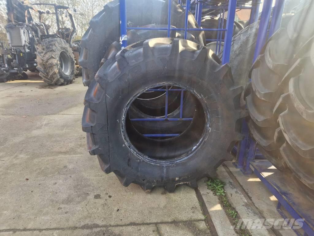 Vredestein banden Gumiabroncsok, kerekek és felnik