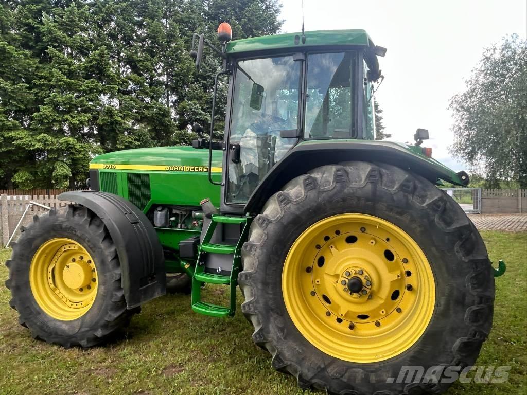 John Deere 7710 PQ Traktorok