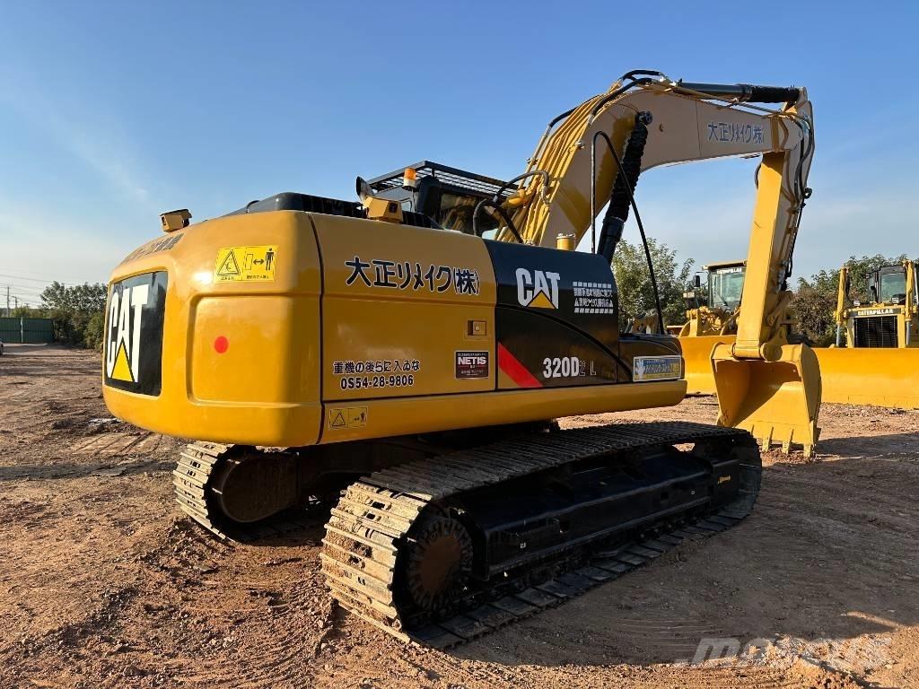 CAT 320 D L Lánctalpas kotrók