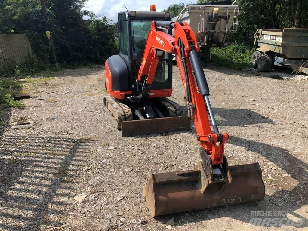 Kubota KX 027-4 Mini kotrók < 7t