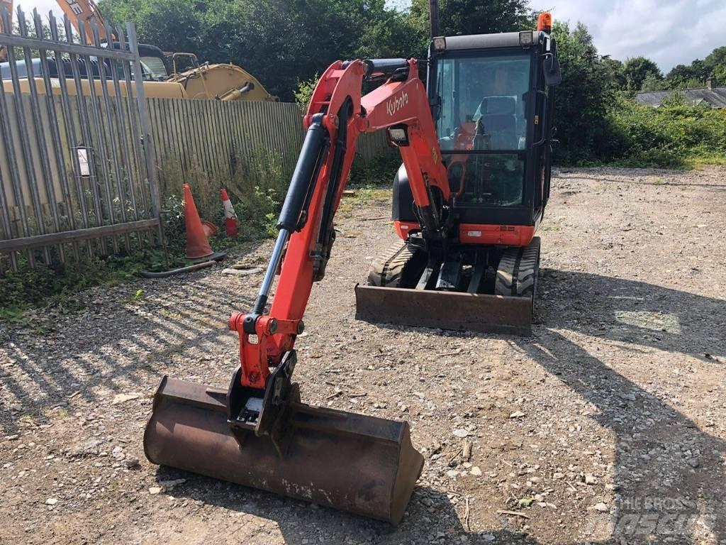 Kubota KX 027-4 Mini kotrók < 7t