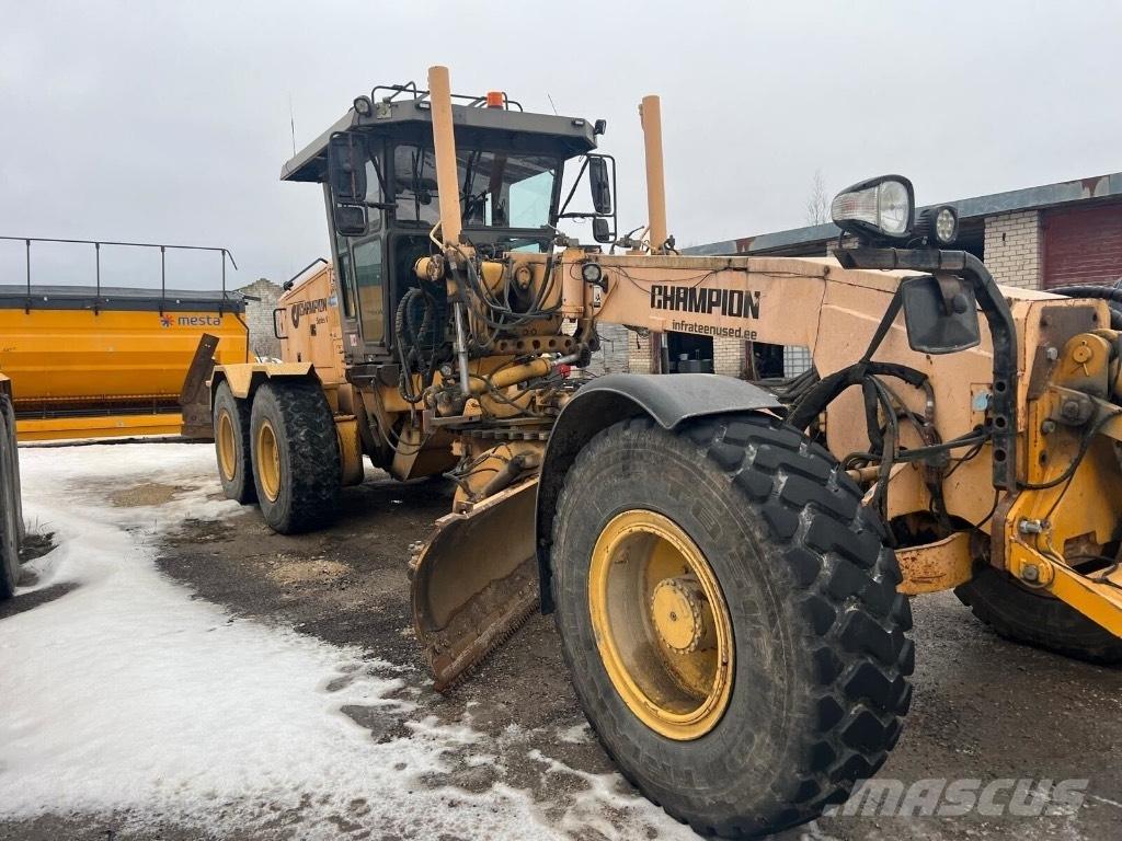 Champion 736A VHP Gréderek