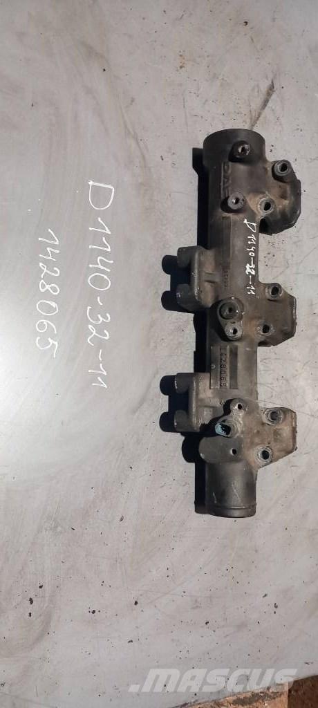 DAF XF95.430 1428065 Motorok