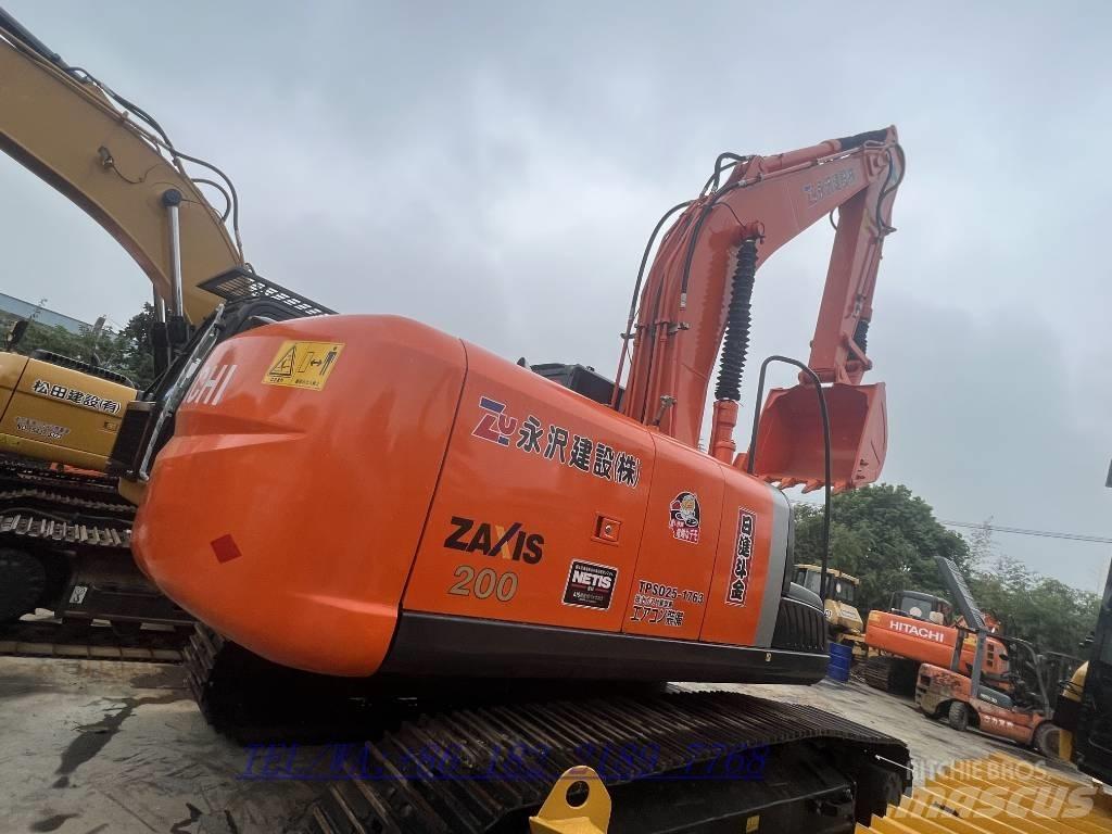 Hitachi ZX200 Lánctalpas kotrók