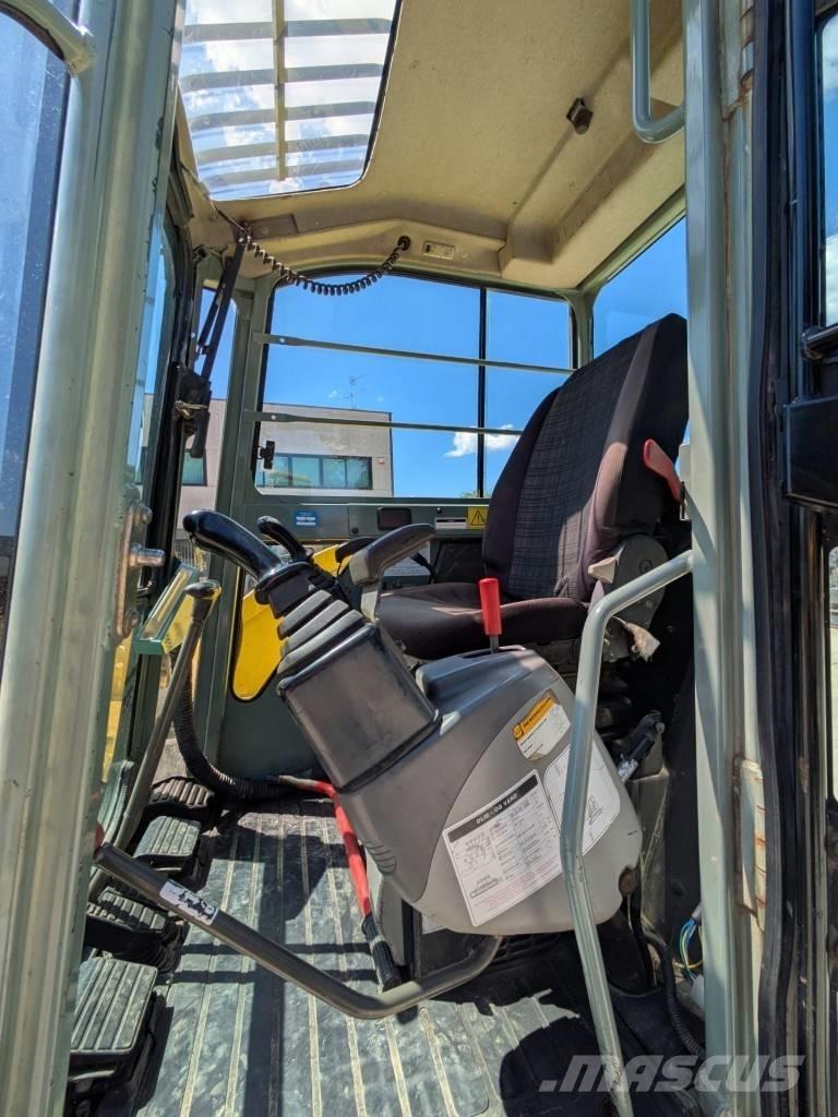 Yanmar Vio 75 A Közepes (midi) kotrók 7 t - 12 t