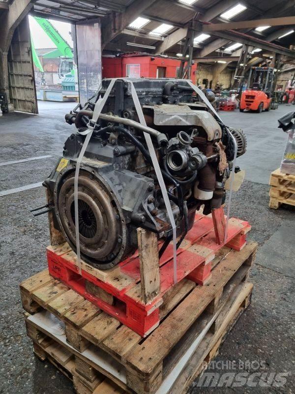 DAF FR118S1 Motorok