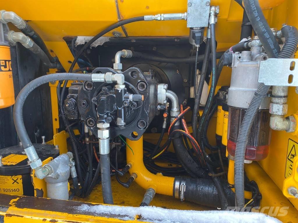 JCB JS 290 LC Lánctalpas kotrók