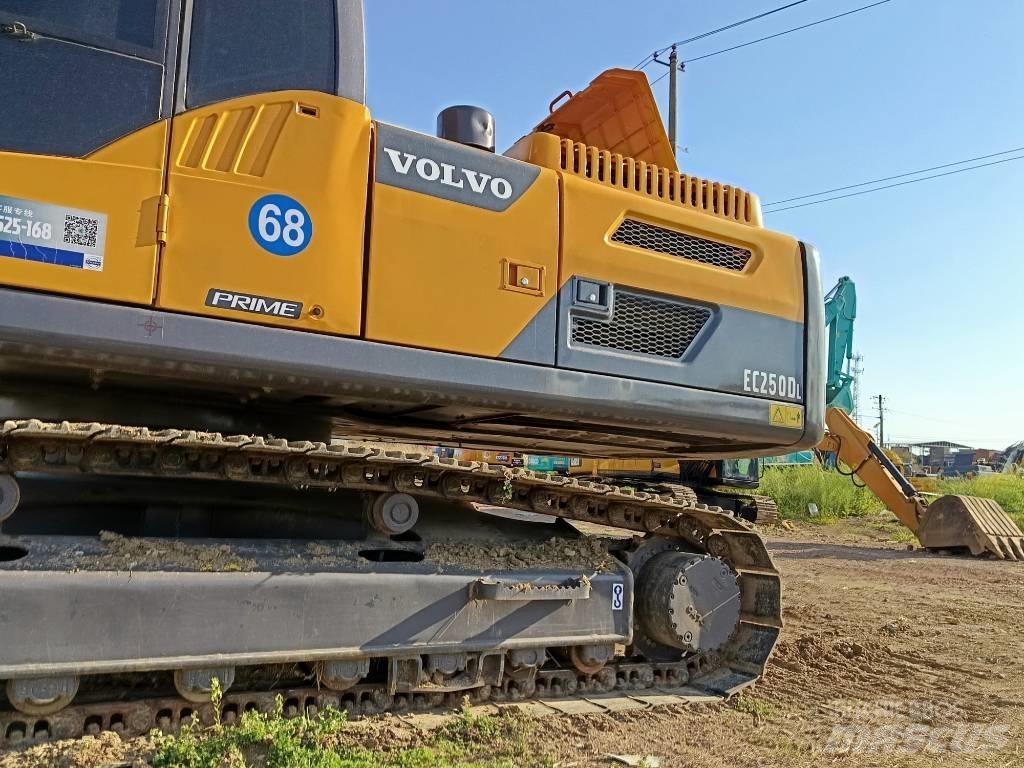 Volvo EC 250 Lánctalpas kotrók