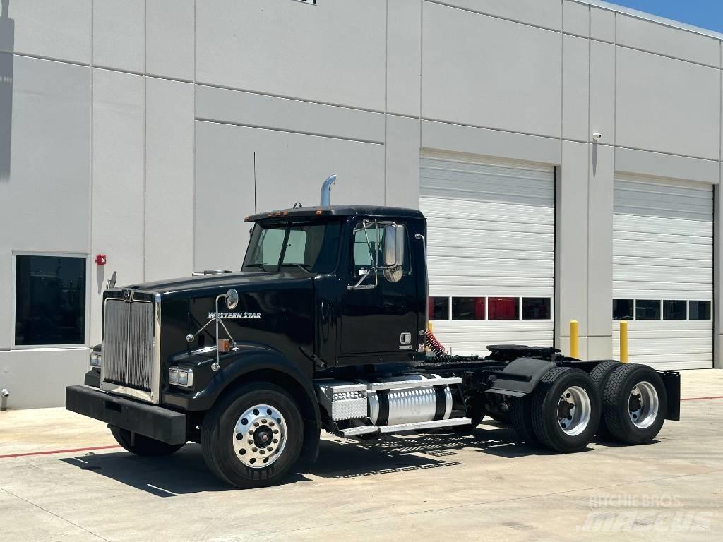Western Star 4900 Nyergesvontatók