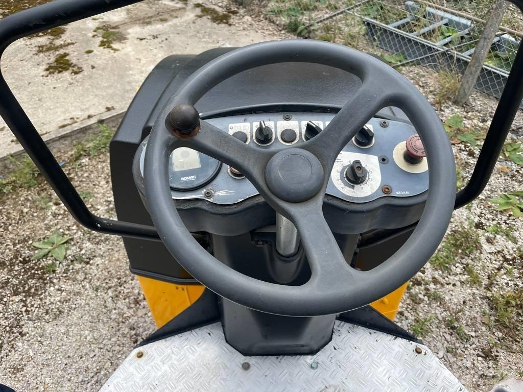 Bomag BW 120 AD-4 Ikerdobos hengerek
