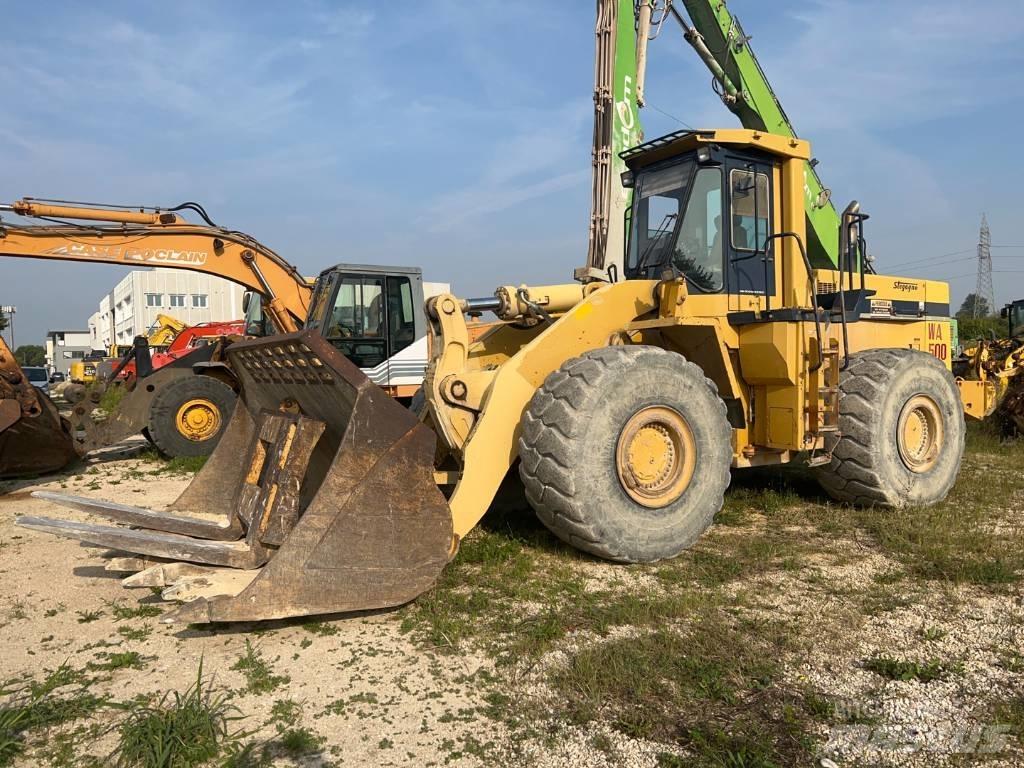 Komatsu WA 500-1 Gumikerekes homlokrakodók
