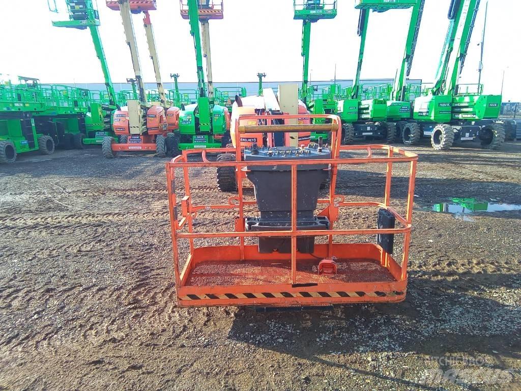 JLG 520 AJ Karos emelők