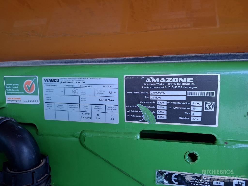Amazone UX 11200 Vontatott trágyaszórók