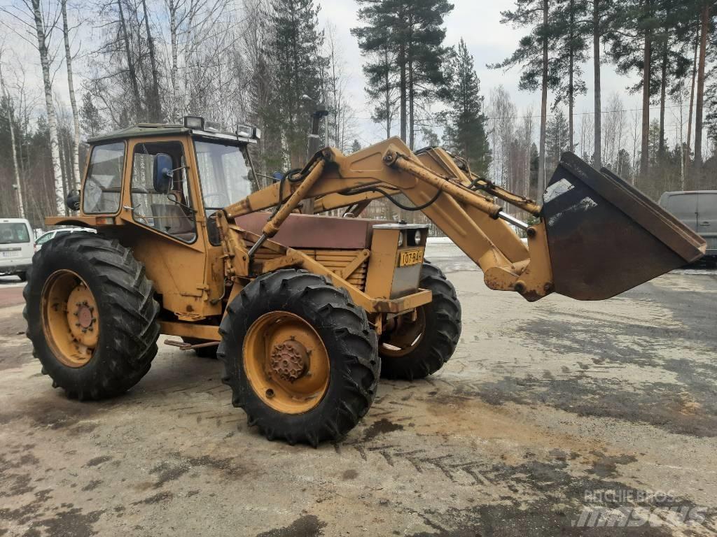 Valmet 702S 4 veto Traktorok