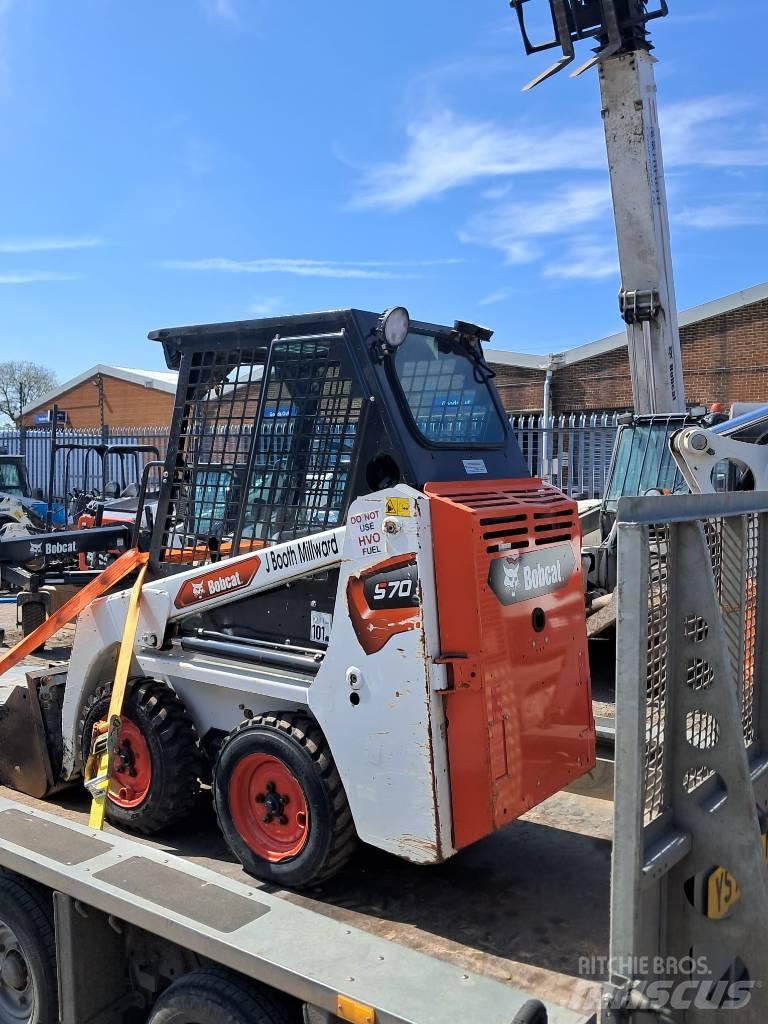 Bobcat S 70 Kompaktrakodók
