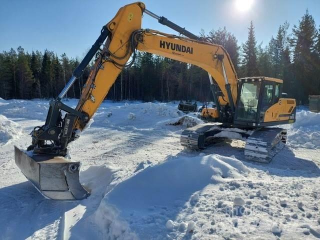 Hyundai HX 260L Lánctalpas kotrók