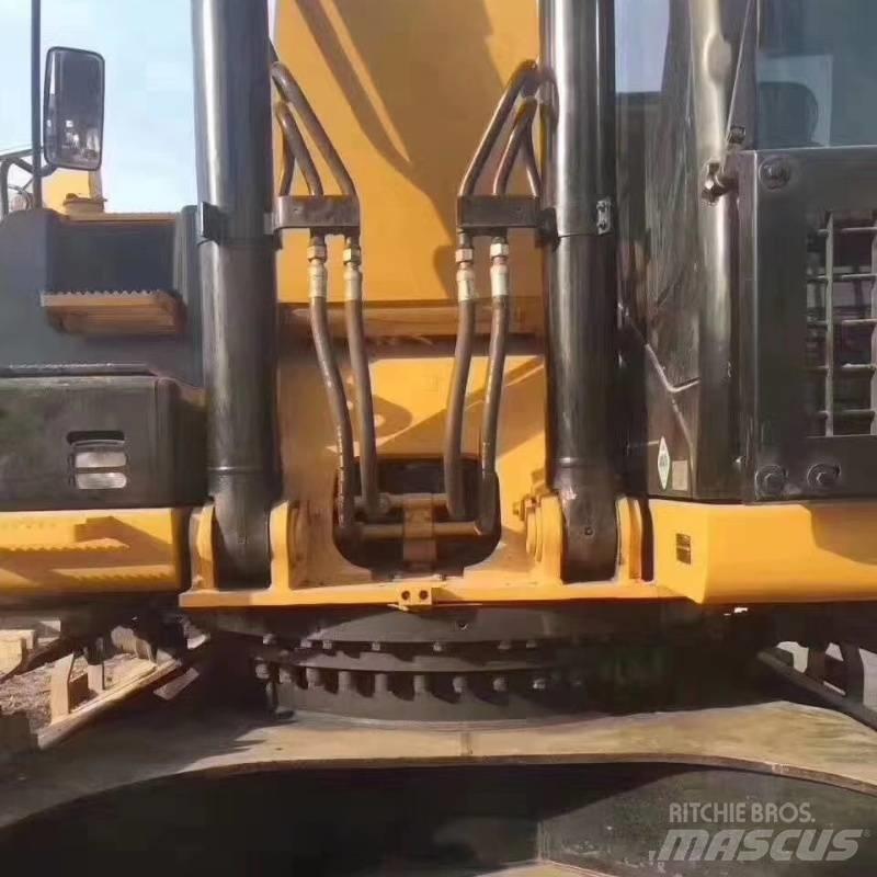 CAT 340 Lánctalpas kotrók