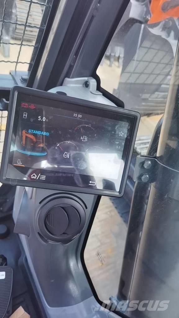 Develon DX 360LCA-7B Lánctalpas kotrók