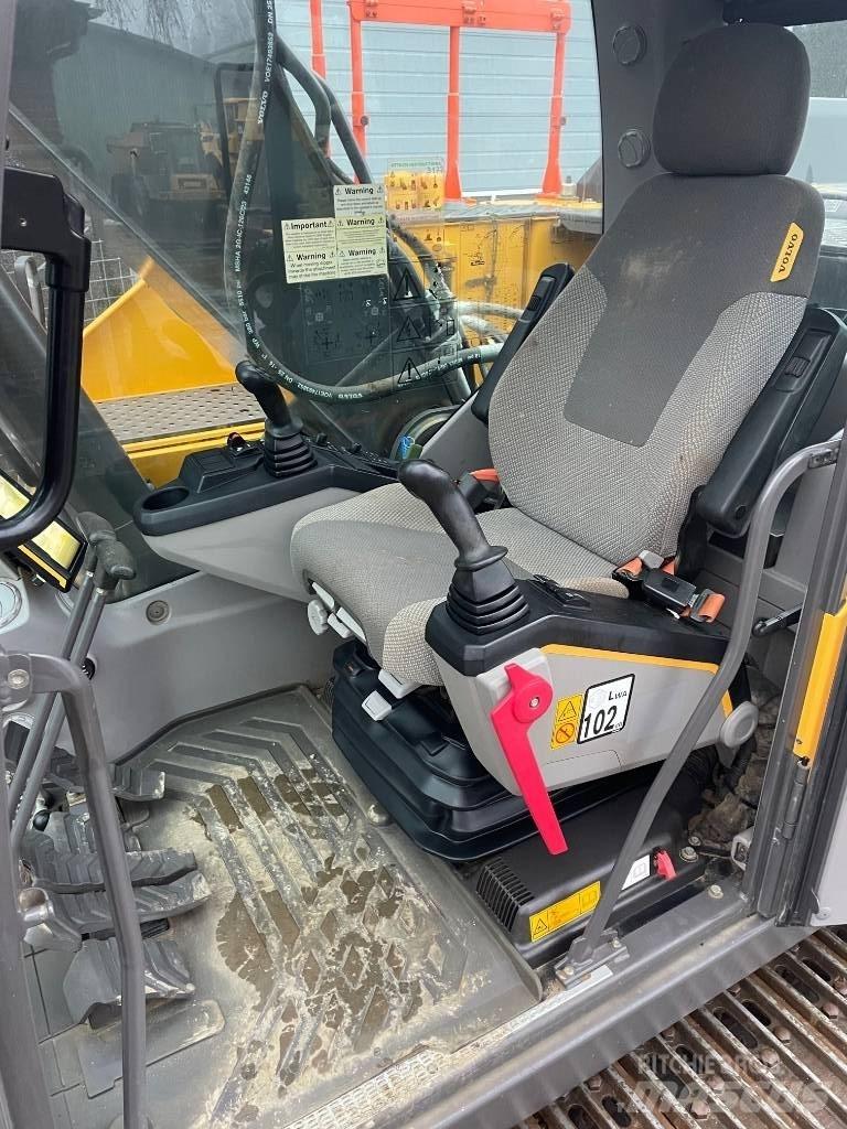 Volvo EC220E Lánctalpas kotrók