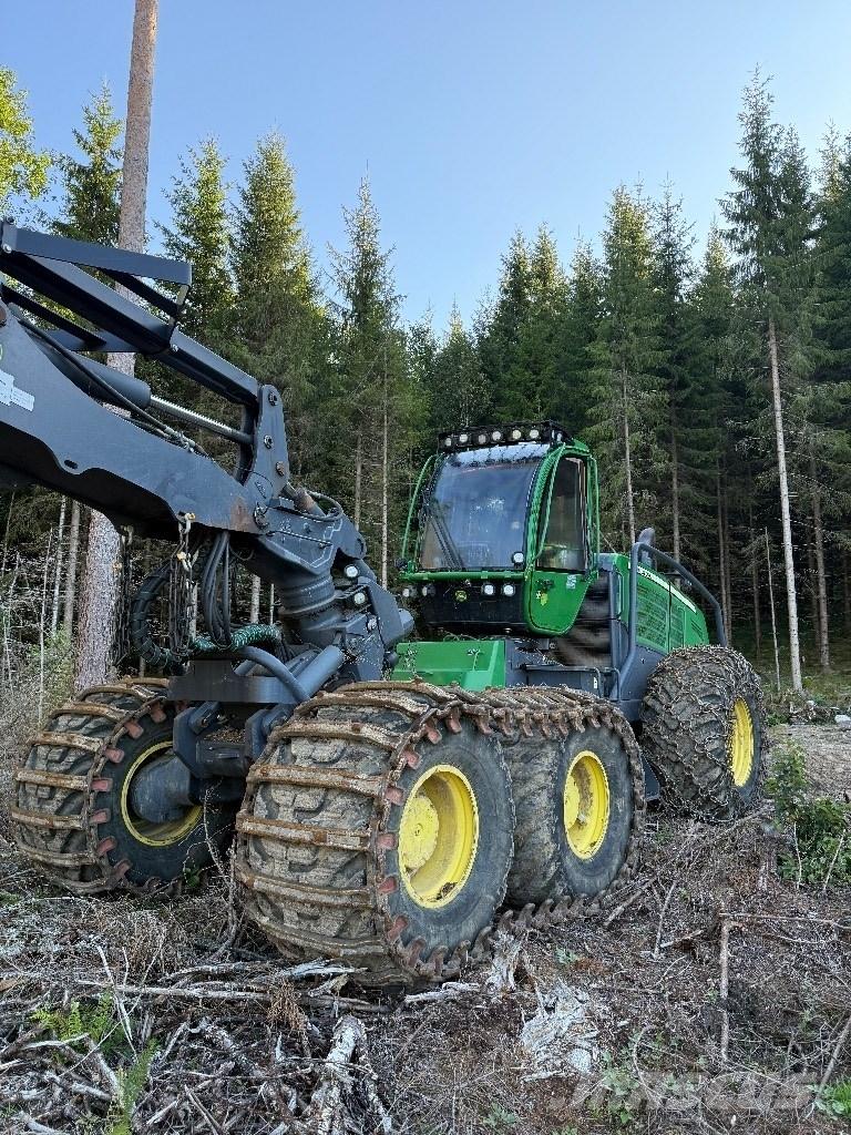 John Deere 1470 G Betakarítók