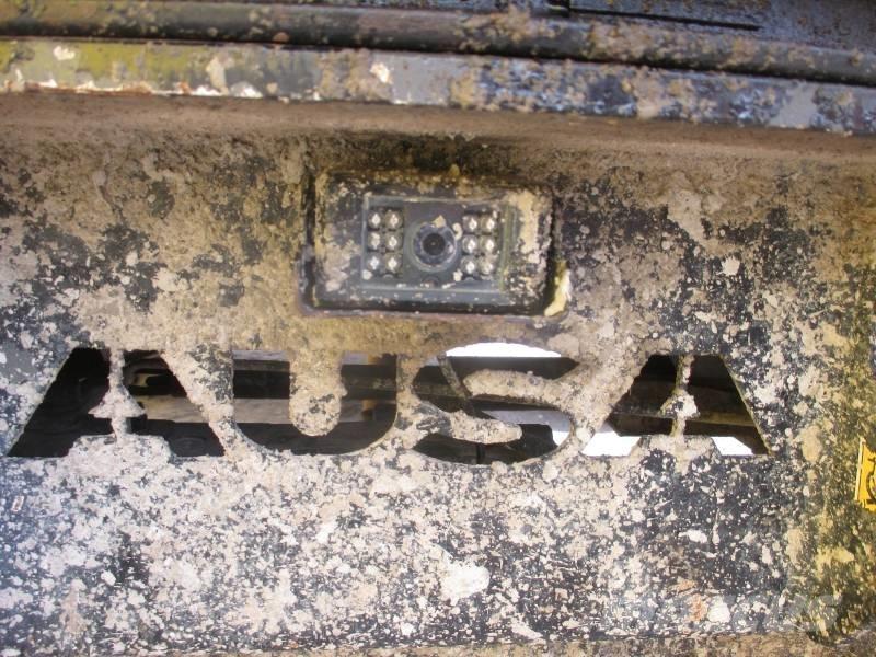 Ausa D 350 AH G Mezei dömperek