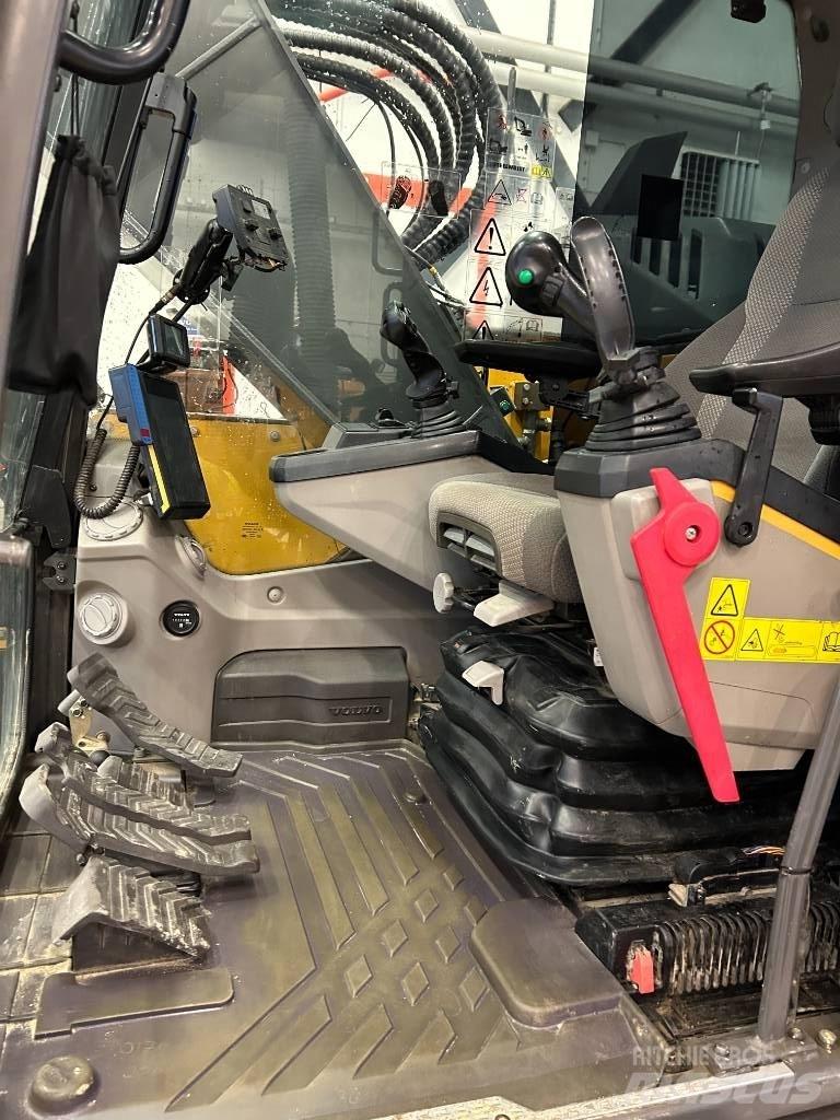 Volvo ECR 235 E Lánctalpas kotrók